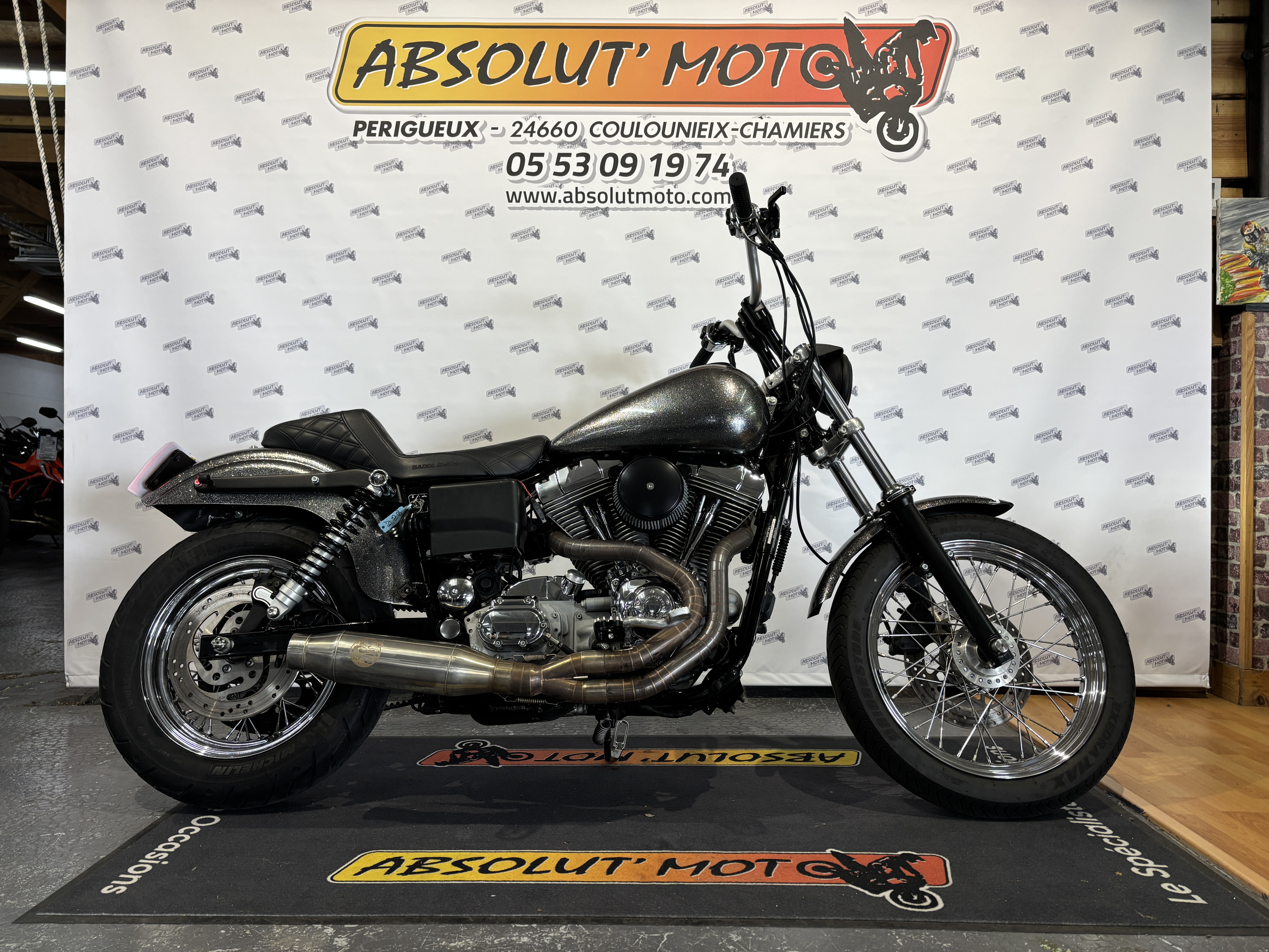 HARLEY DAVIDSON DYNA 1450 Custom