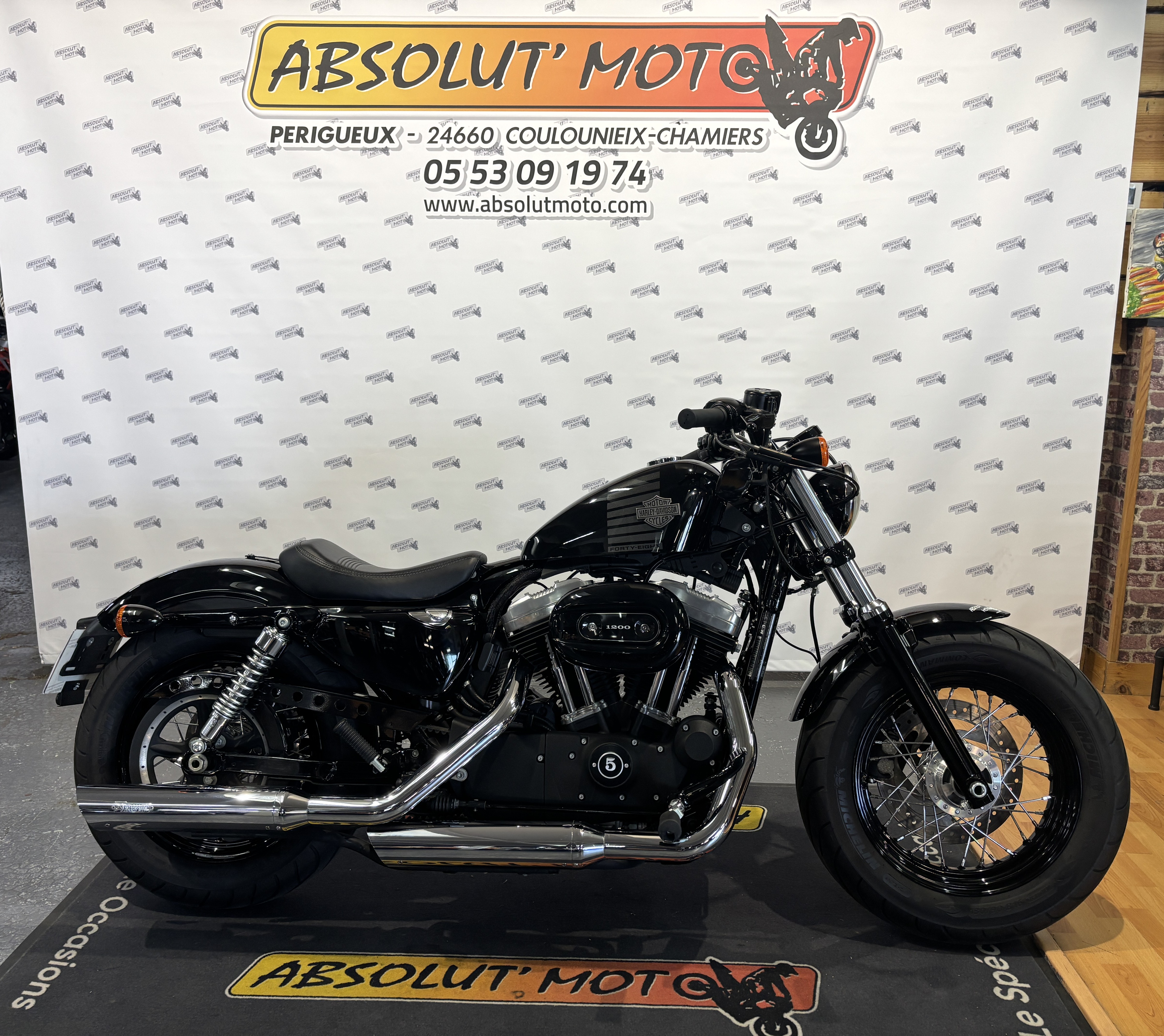 HARLEY DAVIDSON Forty Eight 1200 Custom