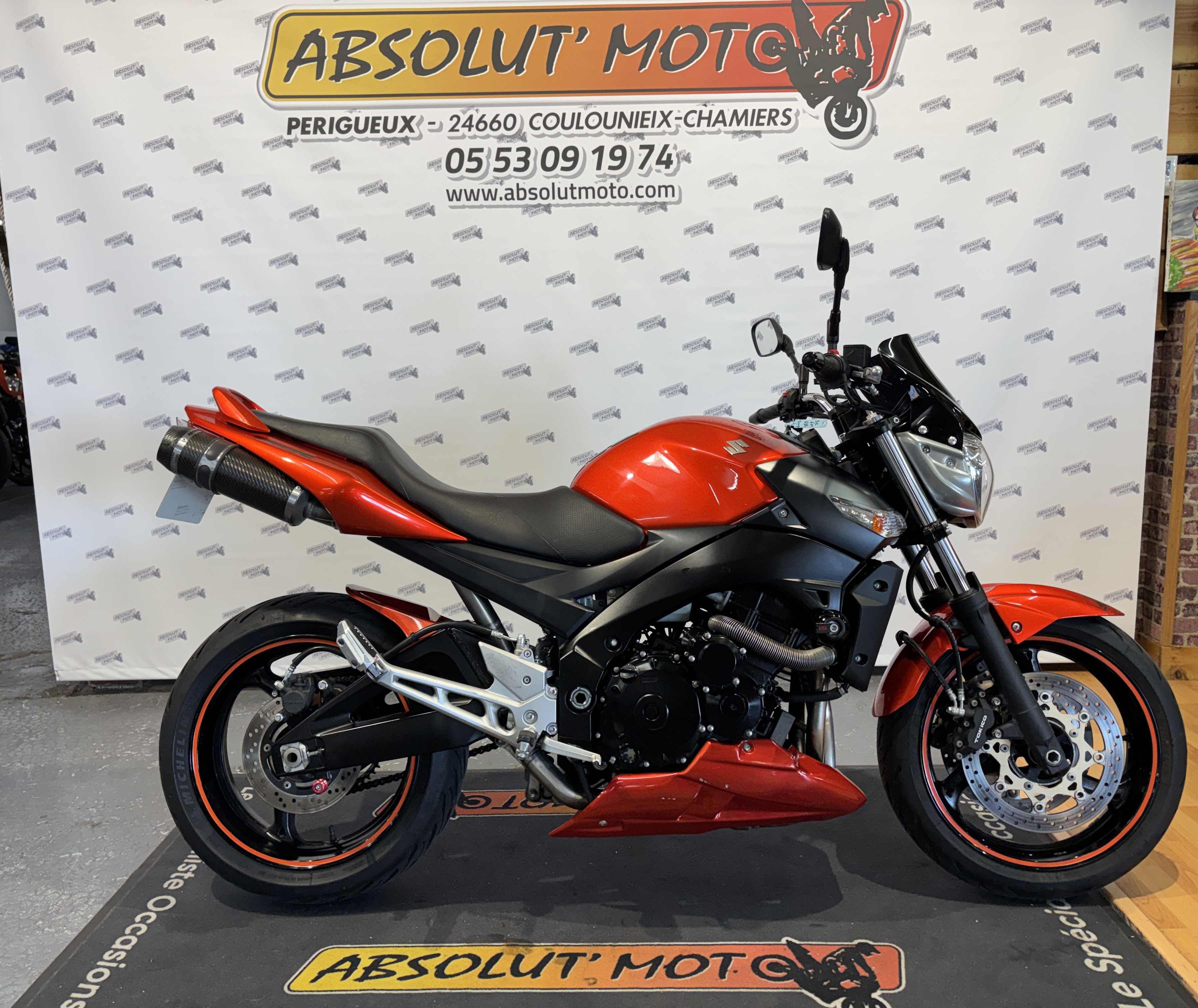 SUZUKI GSR 600 Roadster