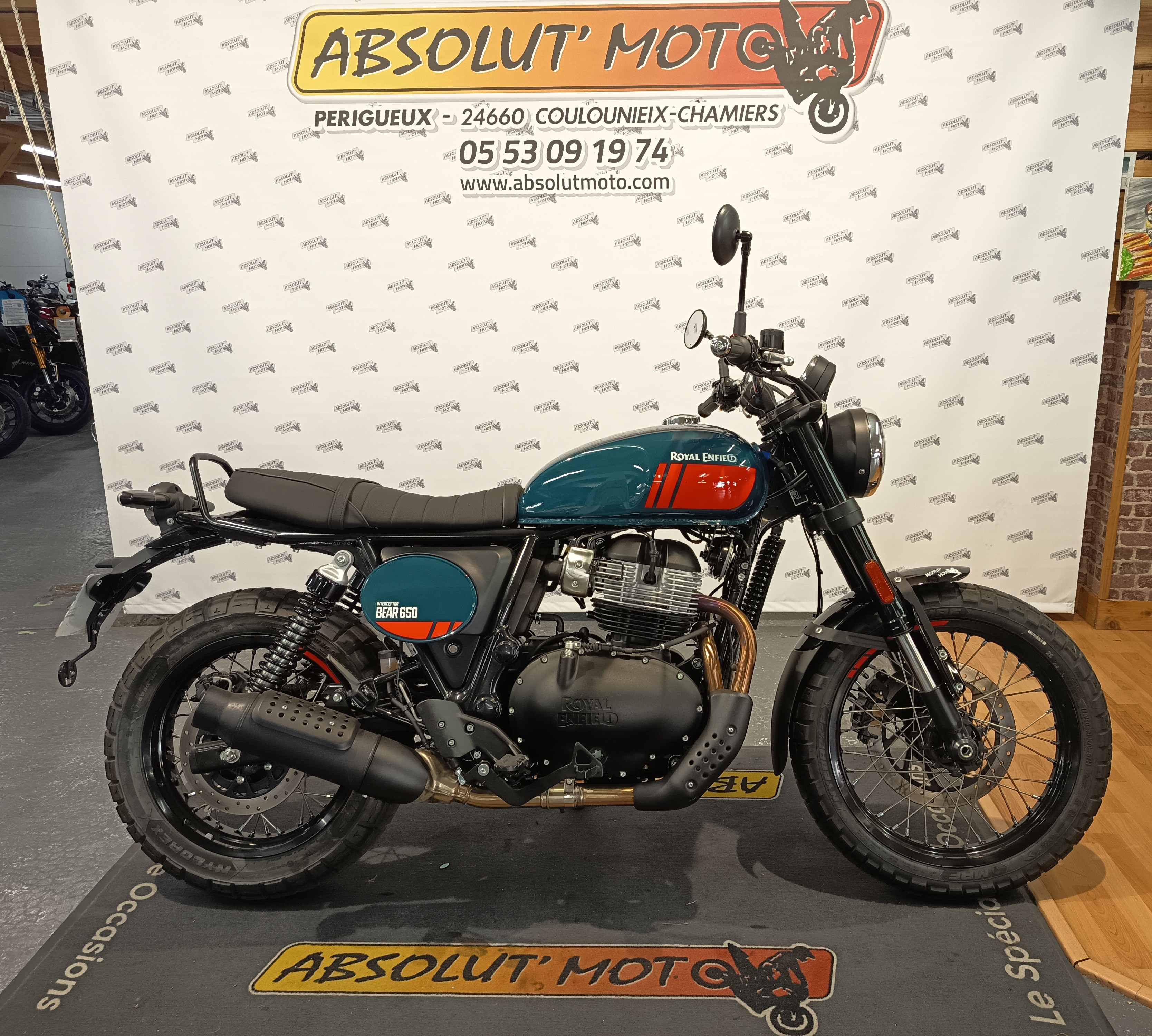 ROYAL ENFIELD Bear 650 Roadster