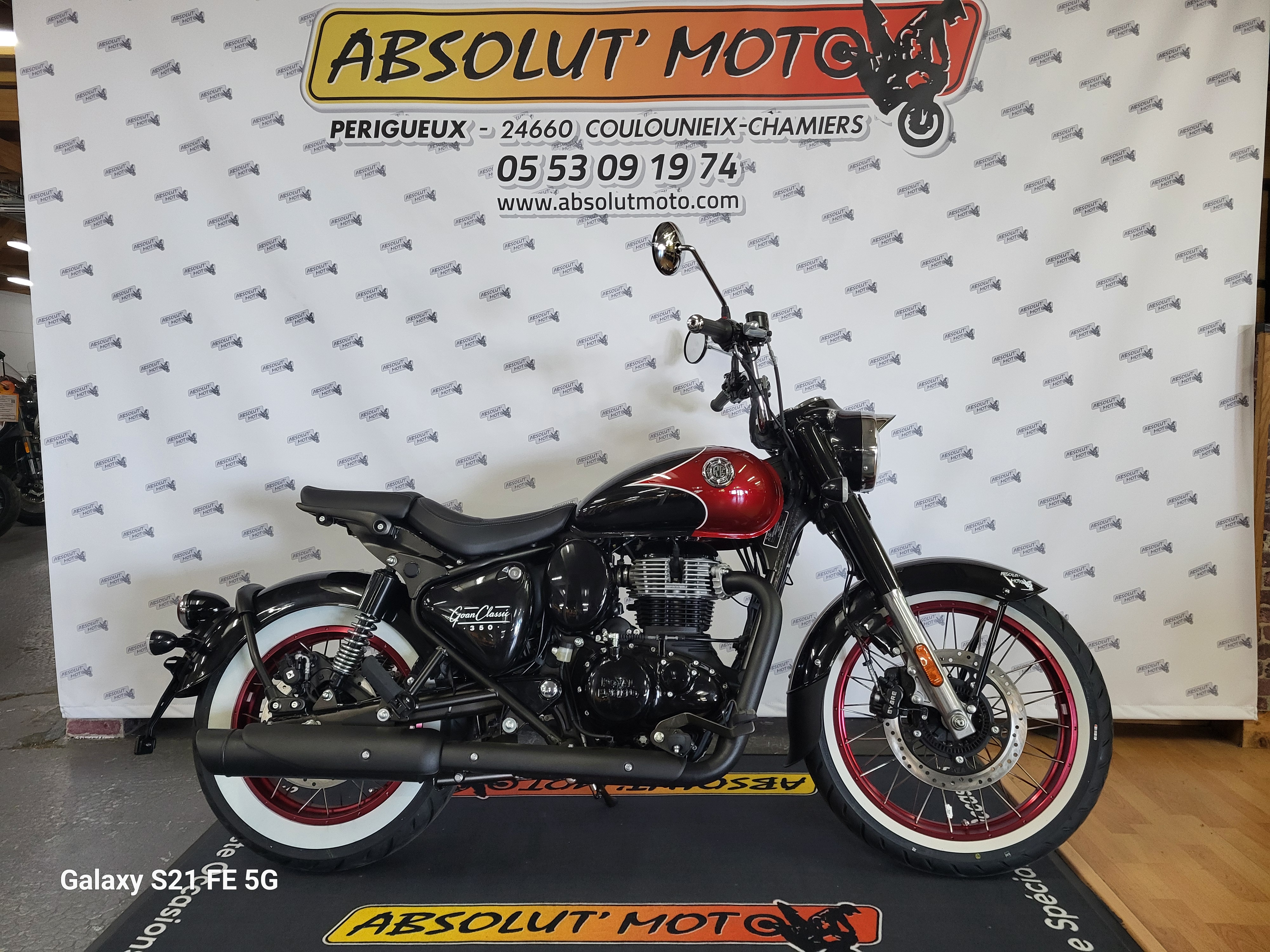 ROYAL ENFIELD 350 Classic Goan Rave Red