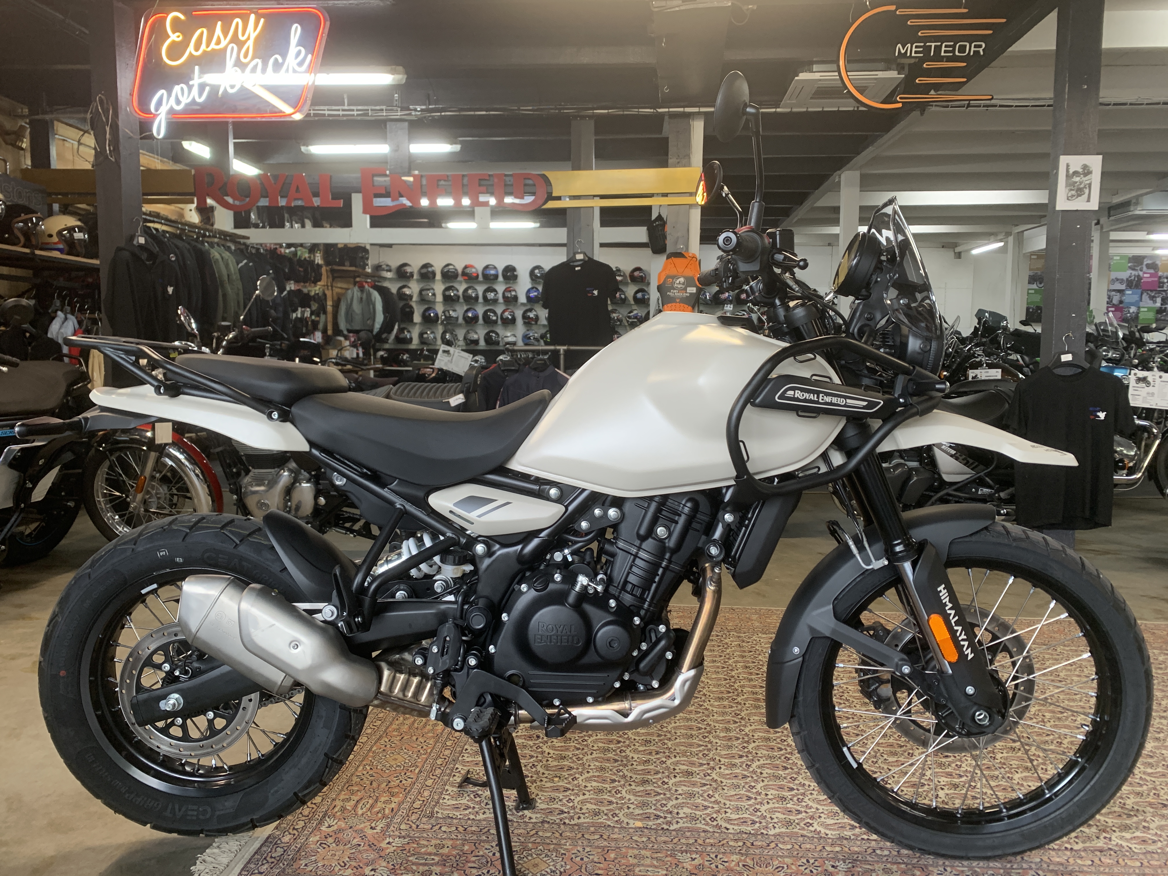 ROYAL ENFIELD 450 Himalayan Base Kaza Brown