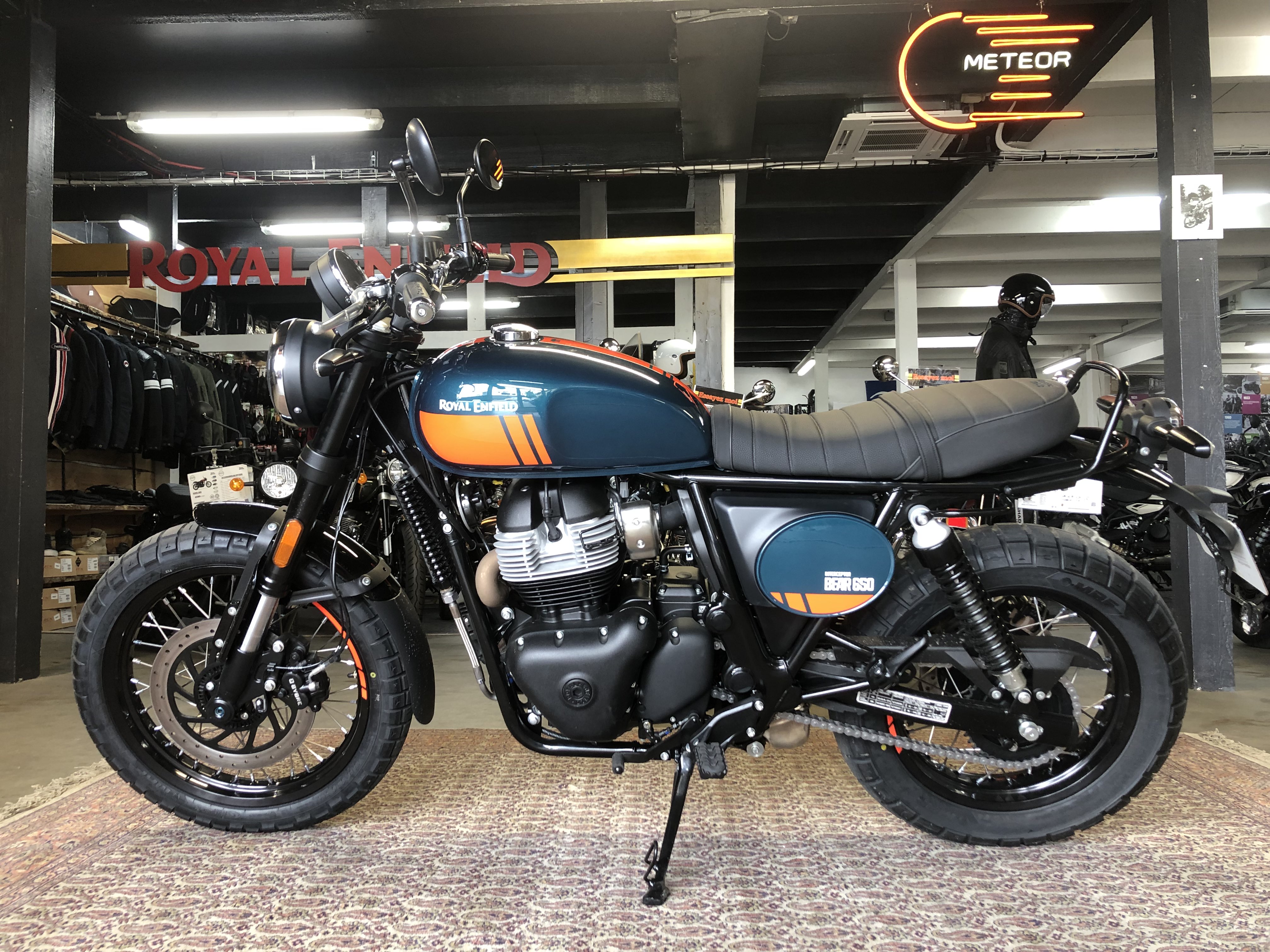ROYAL ENFIELD 650 Bear Petrol Green