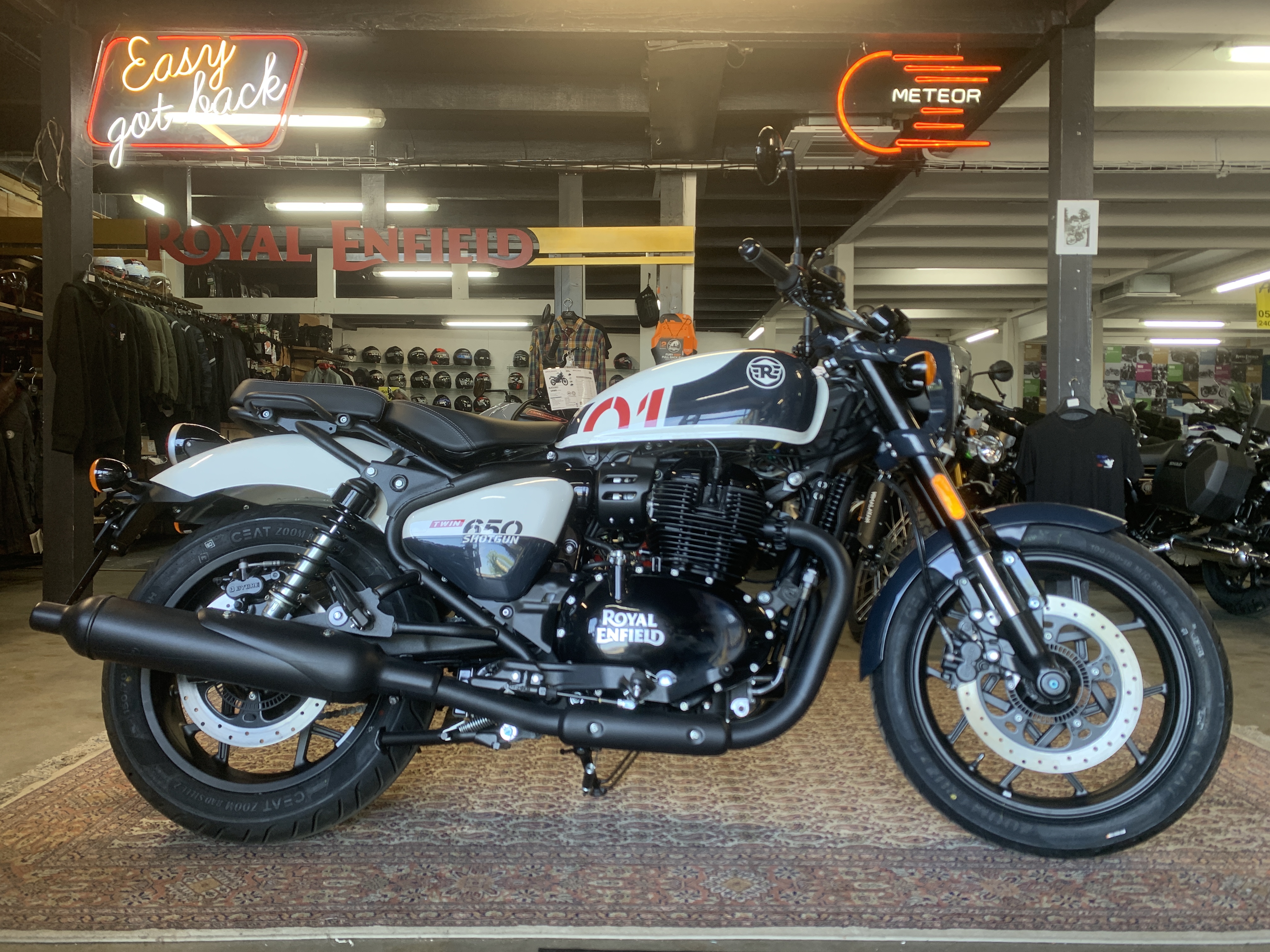 ROYAL ENFIELD 650 Shotgun Stencil White